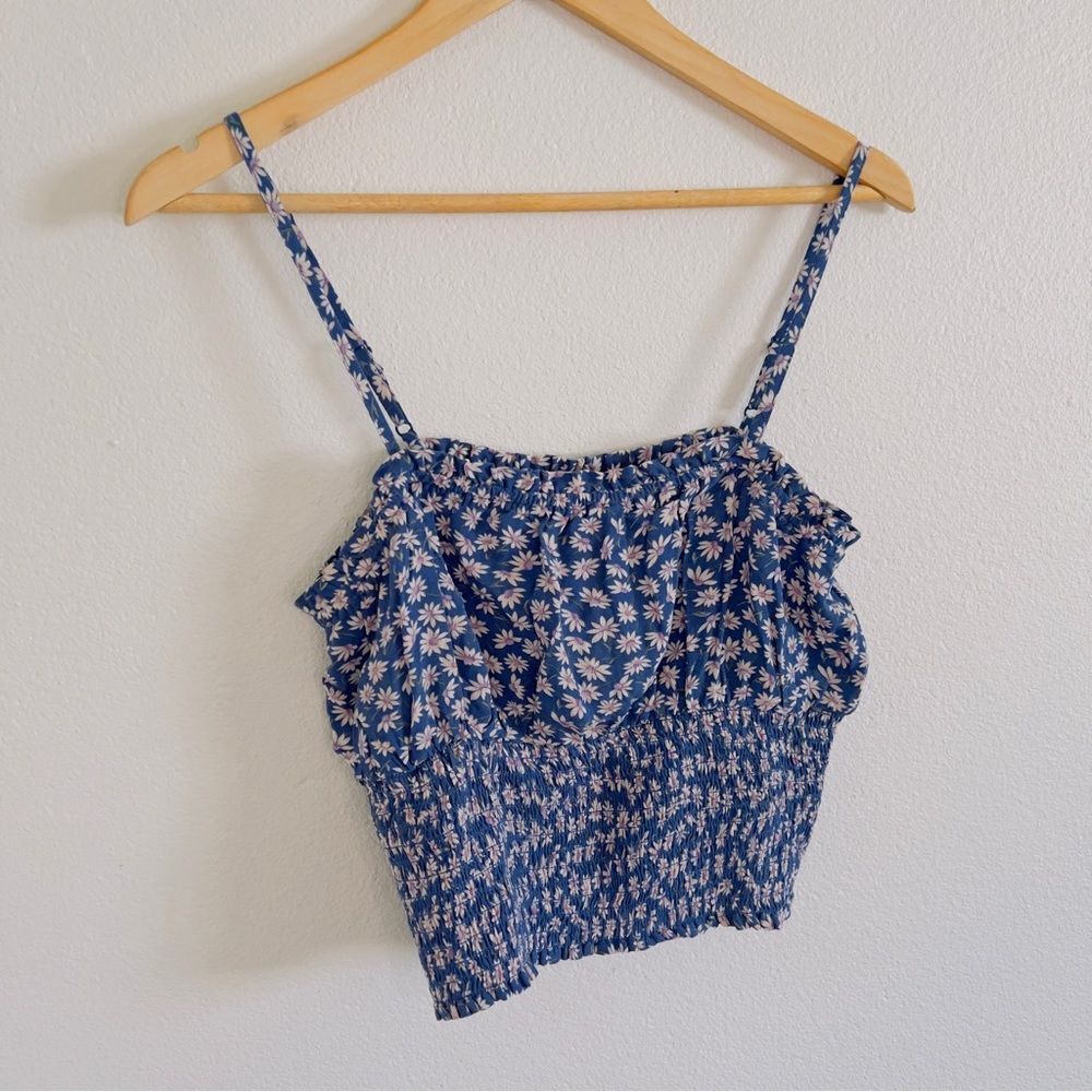 NWT AMERICAN EAGLE Cropped Smocked Tank Blue Floral Large